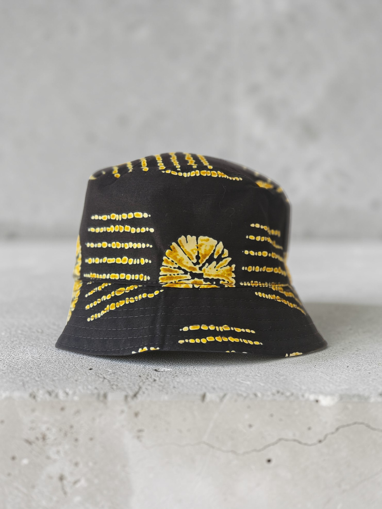Sahara Noir Bucket Hat