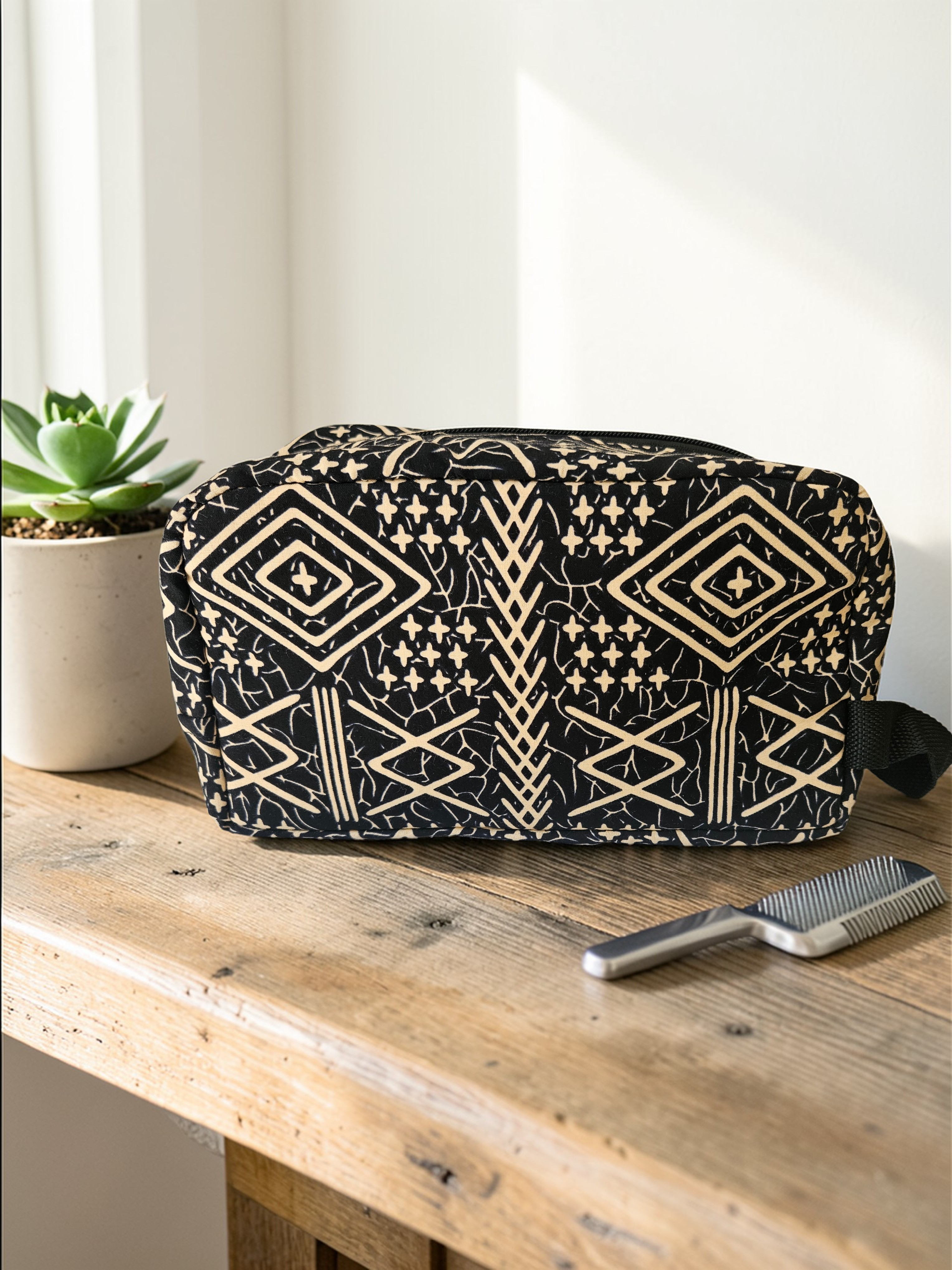 Zahara Travel Pouch